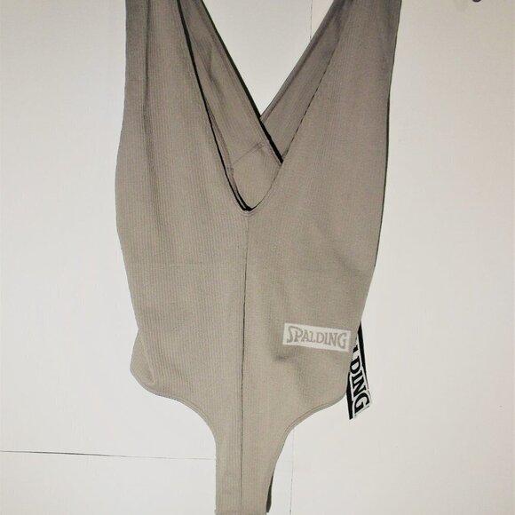 SPALDING OPAL GREY PLUNGE V-NECK SEAMLESS CROSS BACK CUT OUT BODYSUIT NWT - Picture 6 of 12